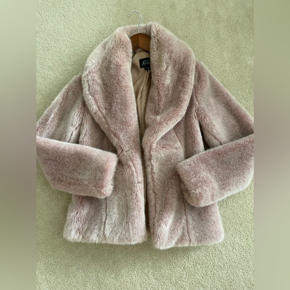 Marciano by Guess Fur Coat - Picture 1 of 3